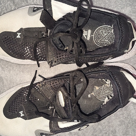 Nike - Picture 5 of 7